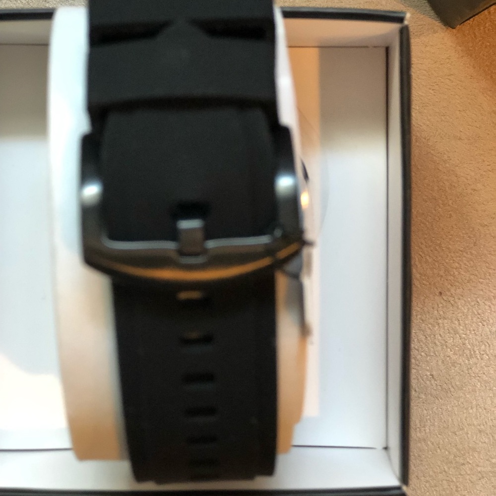Men’s Watch - Picture 3 of 4